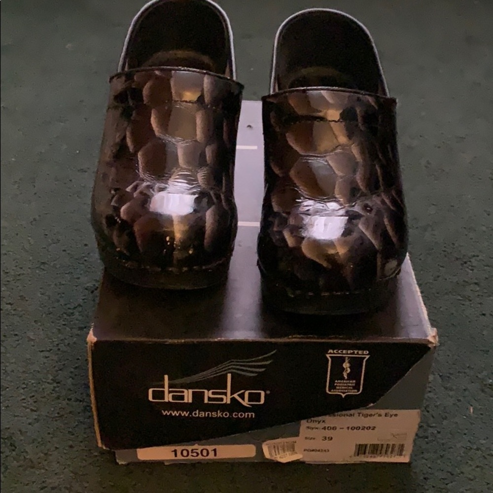 Women used shoes